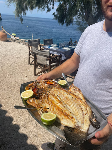 ΠΕΤΡΟΚΑΡΑΒΟ - ΨΑΡΟΤΑΒΕΡΝΑ ΛΟΥΤΡΑΚΙ - ΕΣΤΙΑΤΟΡΙΟ ΘΑΛΑΣΣΙΝΩΝ ΛΟΥΤΡΑΚΙ